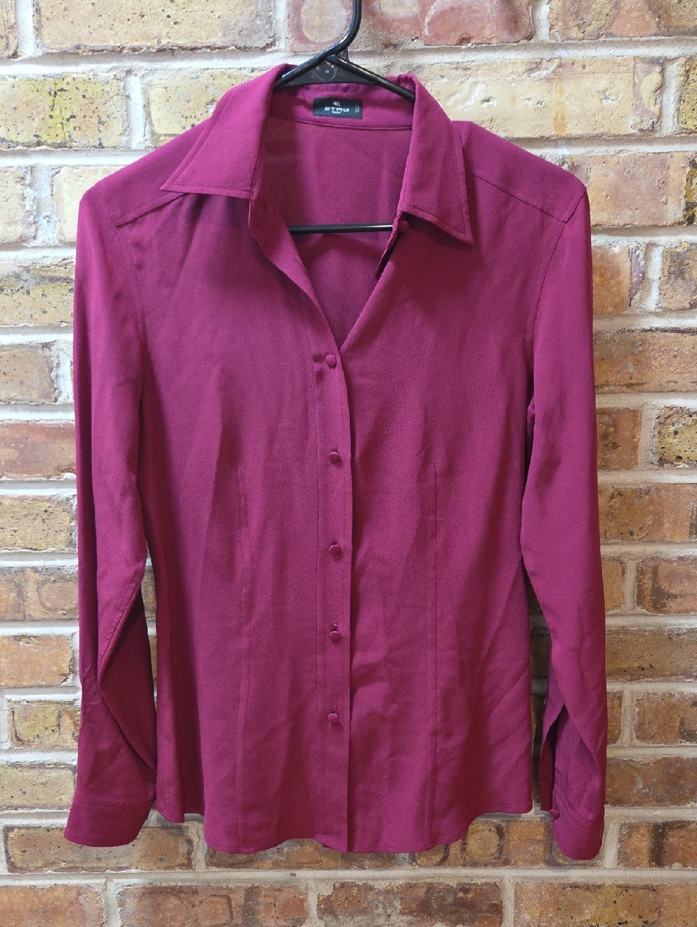 Etro Milano Long-Sleeve Button-Down Shirt in Deep Berry 100%silk